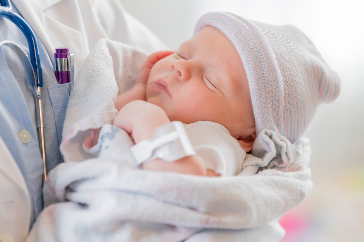 Bebeklere Kalça Ultrasonu Ne Zaman